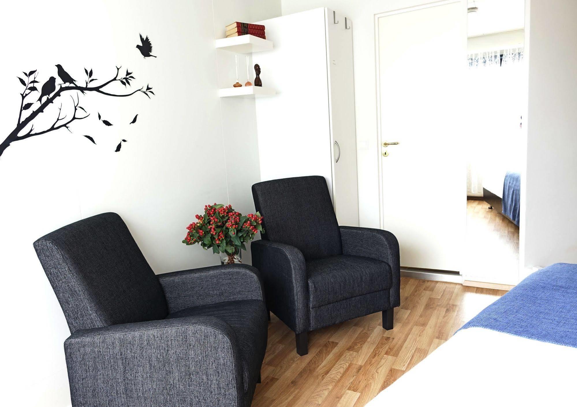 Castle House & Embassy Luxury Apartments Reykjavik Ngoại thất bức ảnh