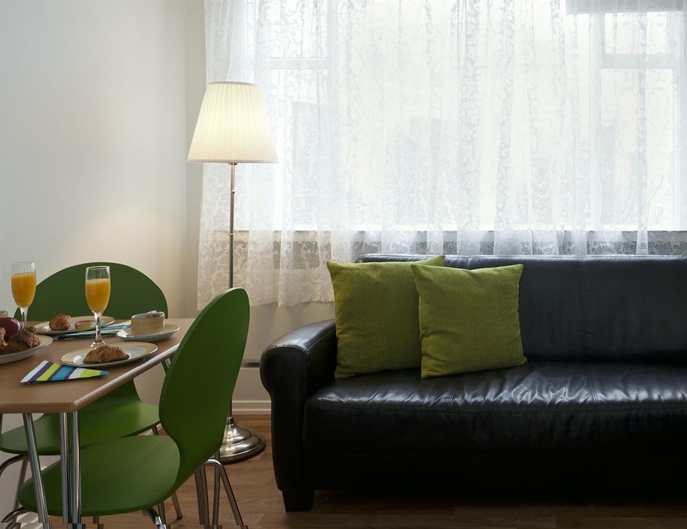 Castle House & Embassy Luxury Apartments Reykjavik Ngoại thất bức ảnh