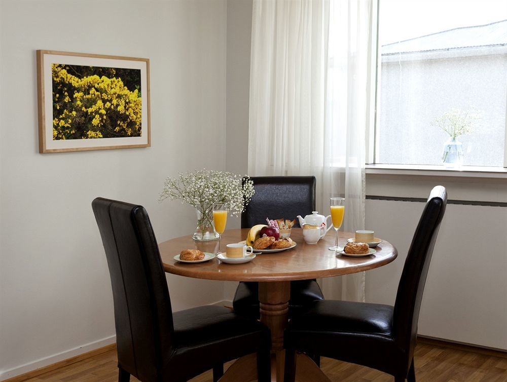 Castle House & Embassy Luxury Apartments Reykjavik Ngoại thất bức ảnh